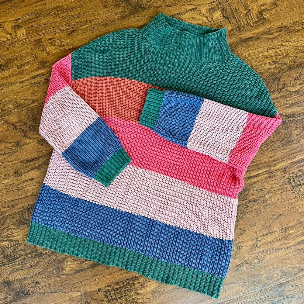American Eagle Outfitters Pull Over Turtle Neck Sweater